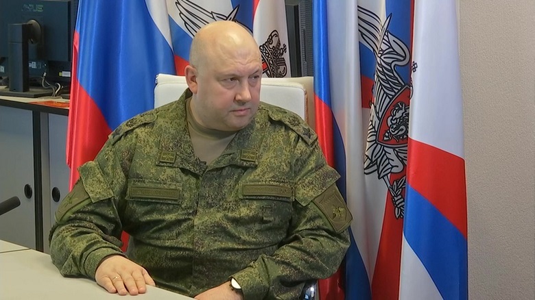 Генерал Армагеддон предвещает наступление: Суровикин займет место Иванова?